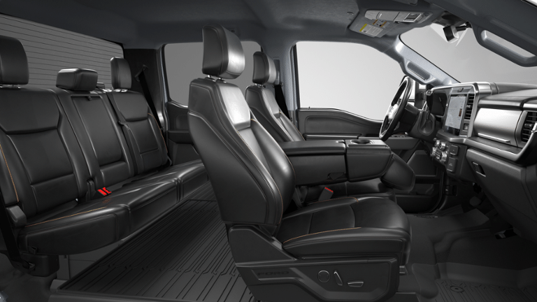 2026 Ford Super Duty F-350® Lariat®