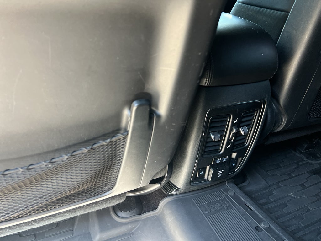 2018 Jeep Grand Cherokee Sterling Edition