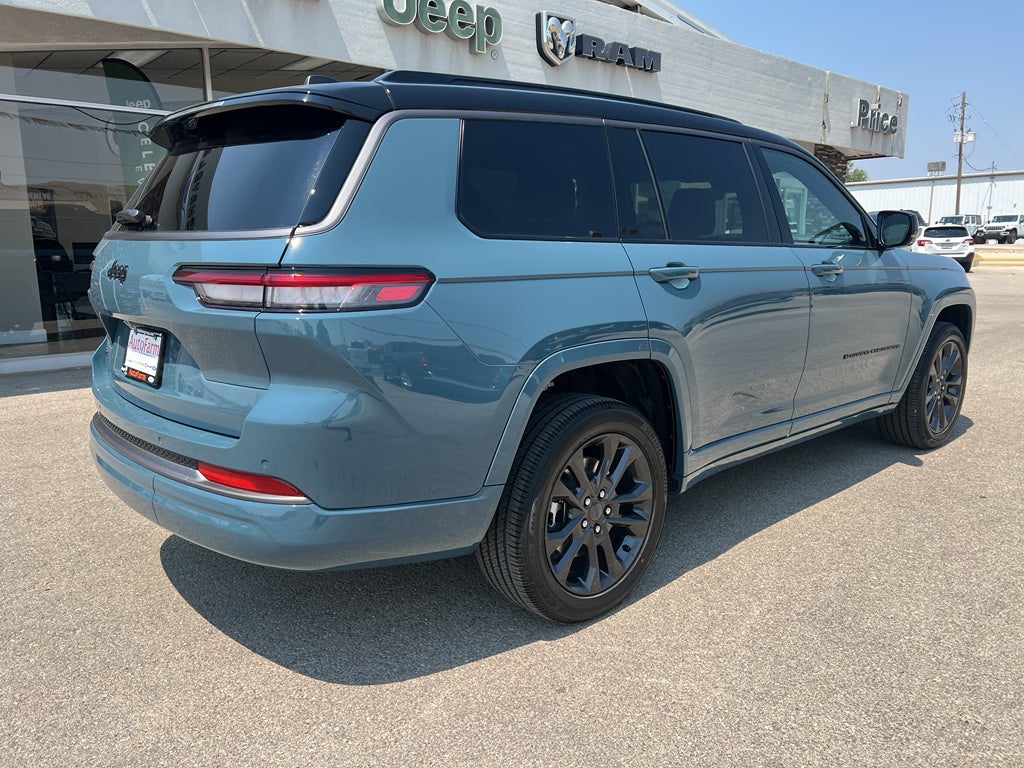 2026 Jeep Grand Cherokee Limited Reserve