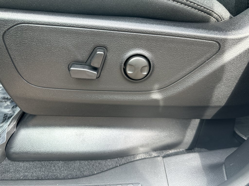 2027 RAM 1500 Big Horn