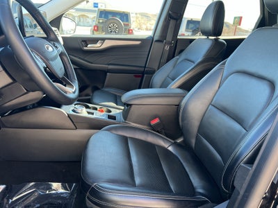 2024 Ford Escape Platinum