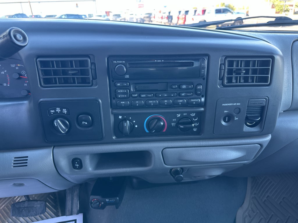 2004 Ford F-250 Base