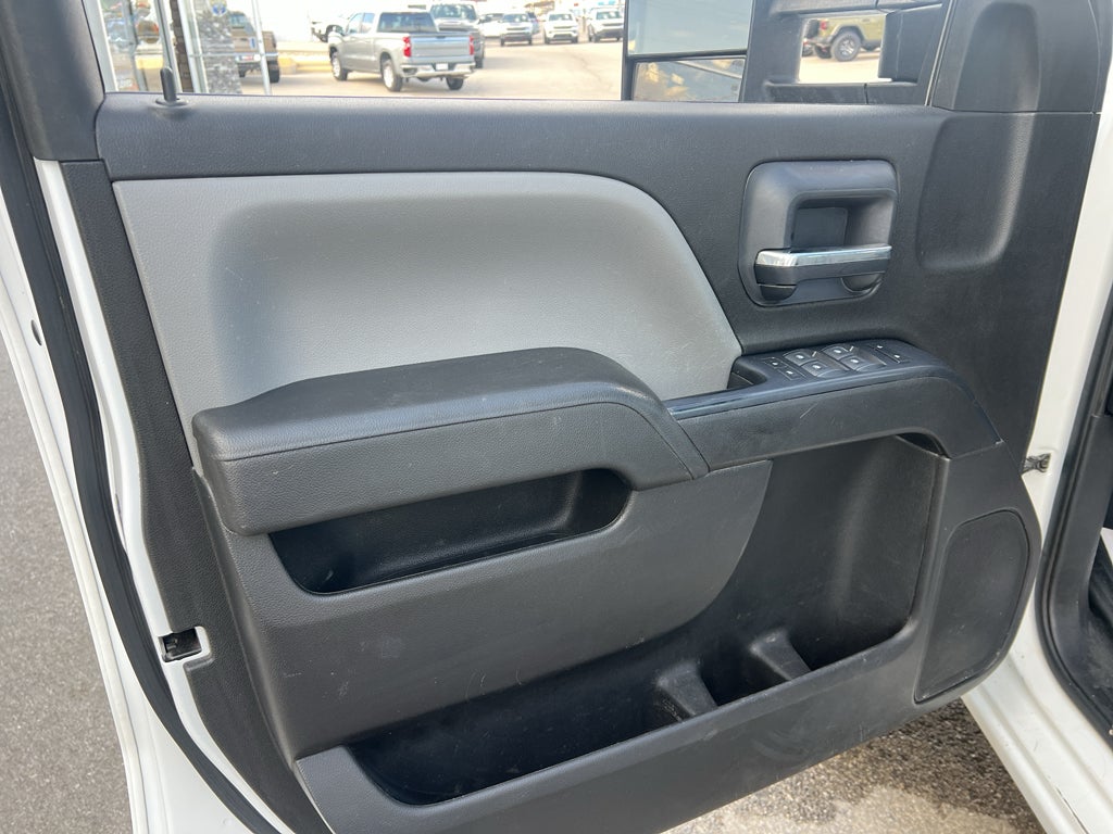 2019 Chevrolet Silverado 3500HD Chassis WT