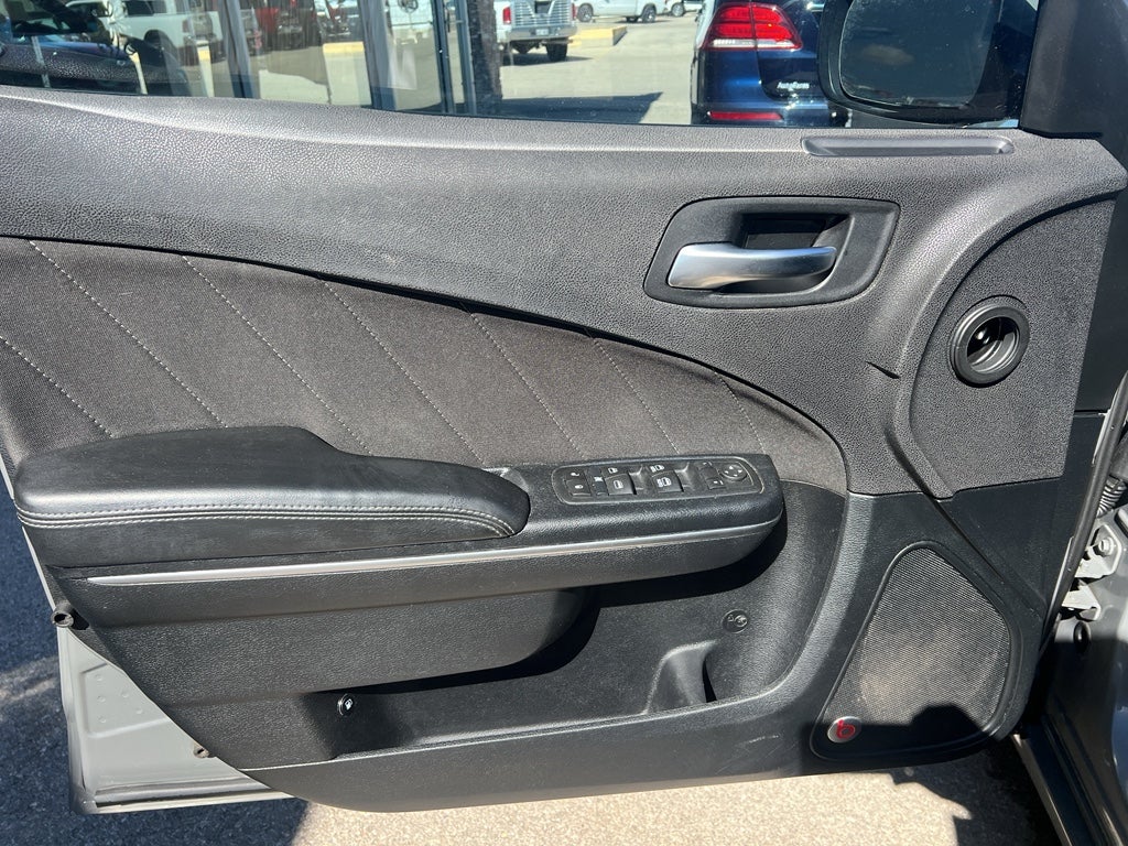 2017 Dodge Charger SXT