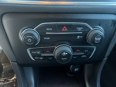 2017 Dodge Charger SXT