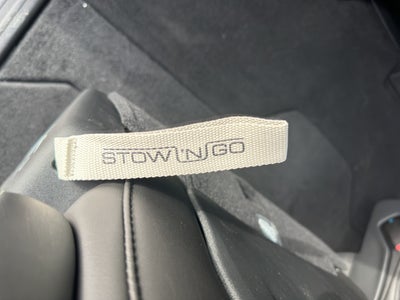 2025 Chrysler Voyager LX