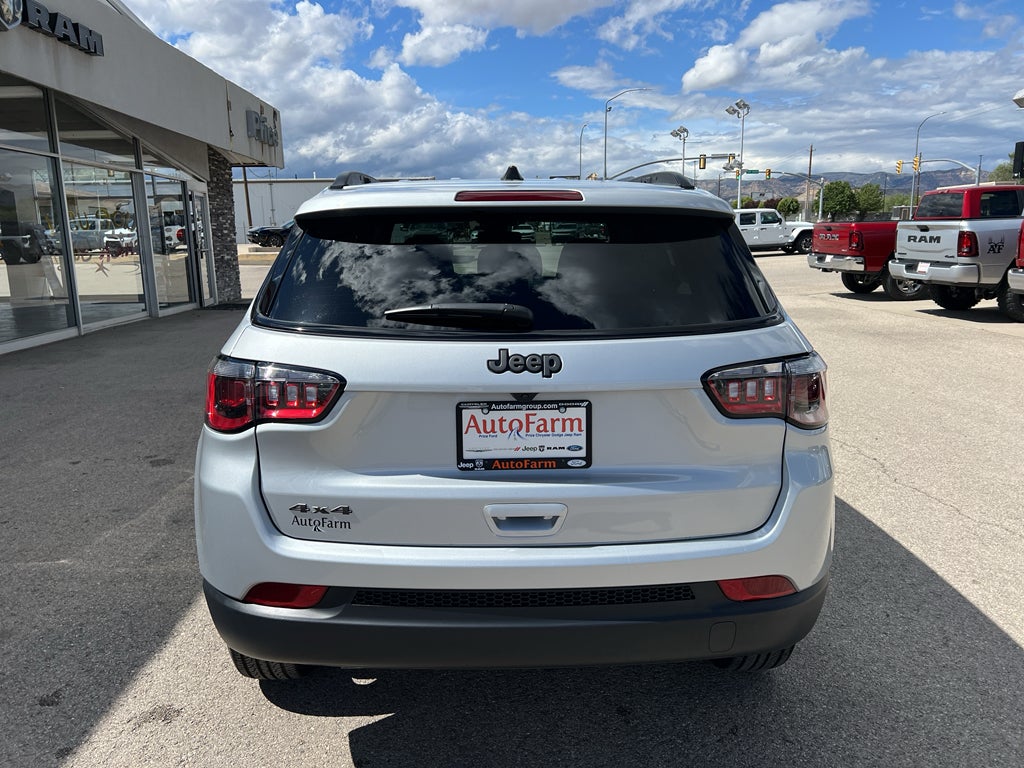 2026 Jeep Compass Latitude Altitude