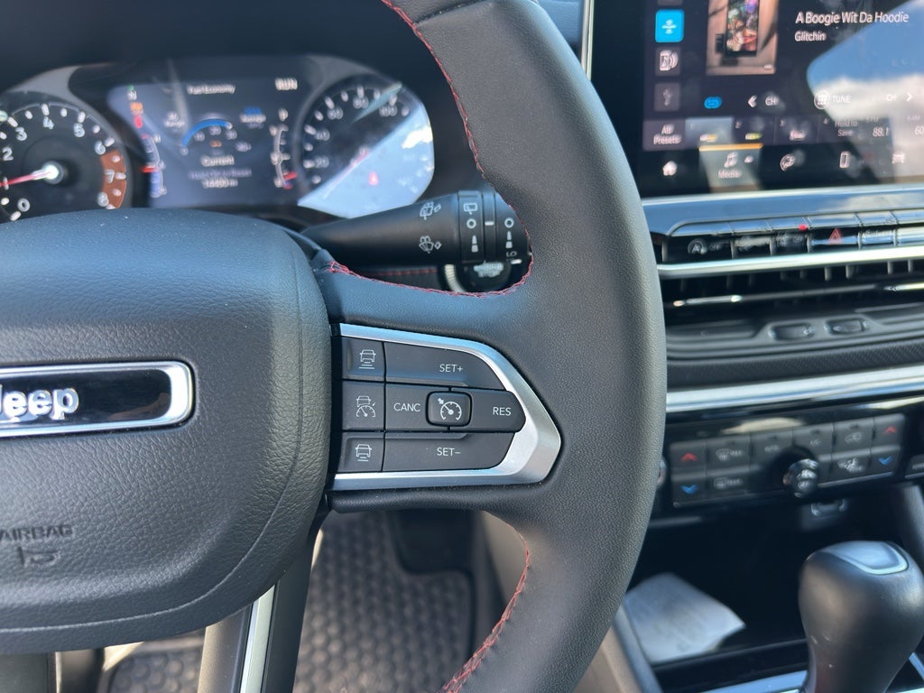 2025 Jeep Compass Trailhawk