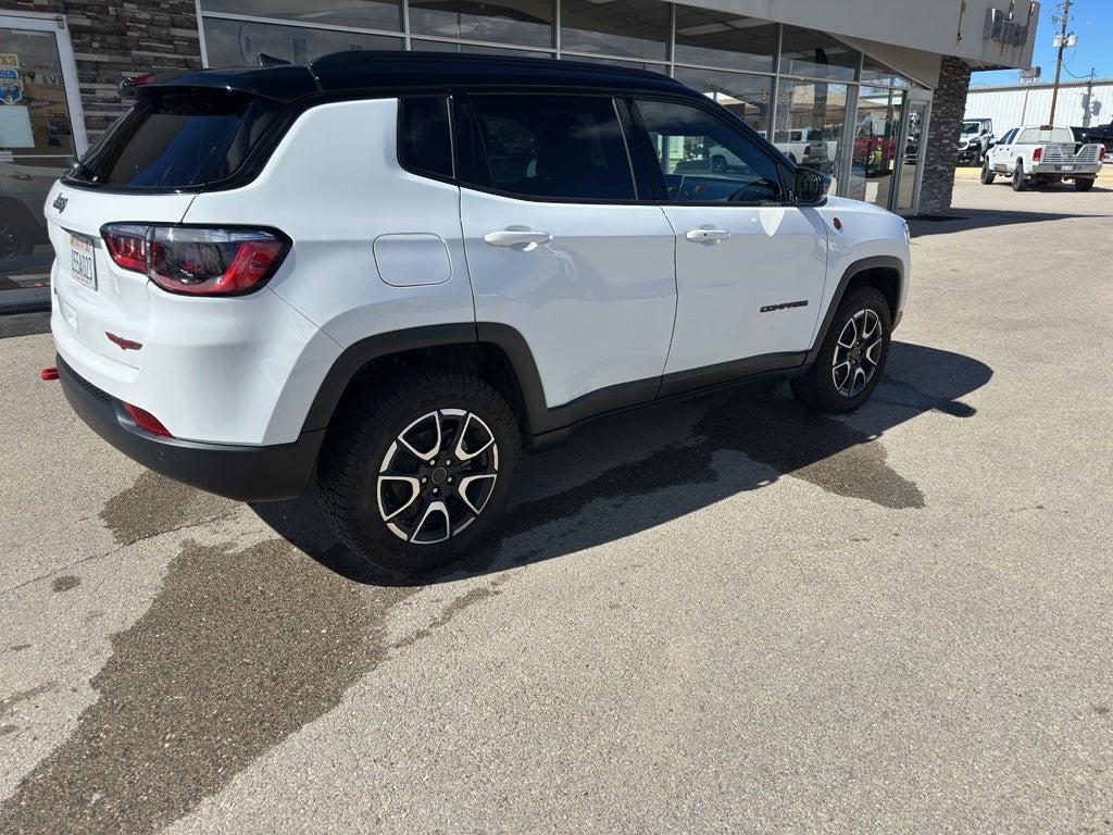 2025 Jeep Compass Trailhawk