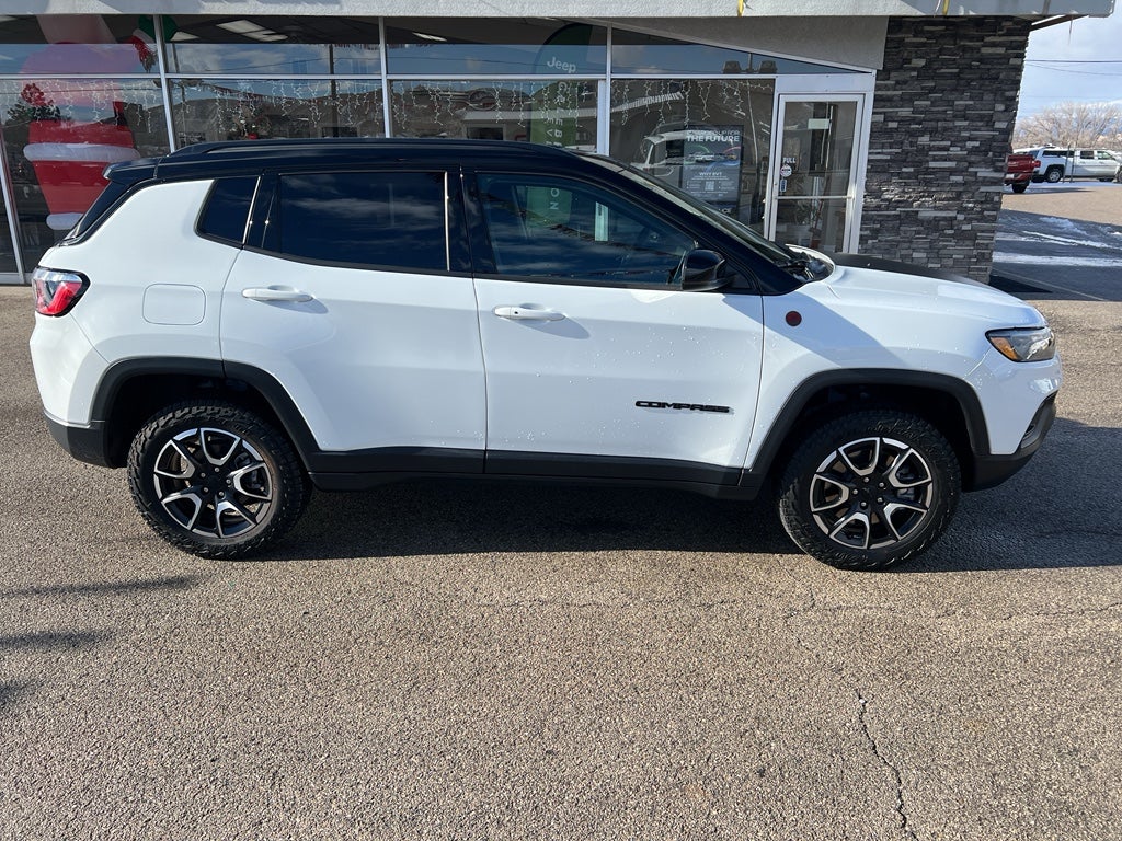 2024 Jeep Compass Trailhawk
