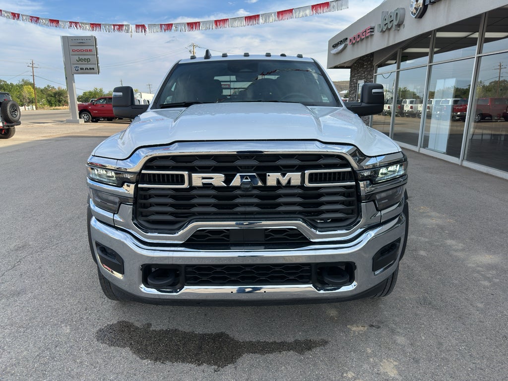 2025 RAM 5500 Chassis Tradesman