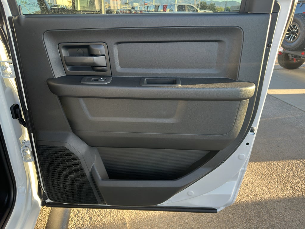 2027 RAM 3500 Chassis Cab Tradesman