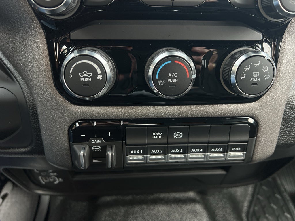 2026 RAM Ram 3500 Chassis Cab Tradesman