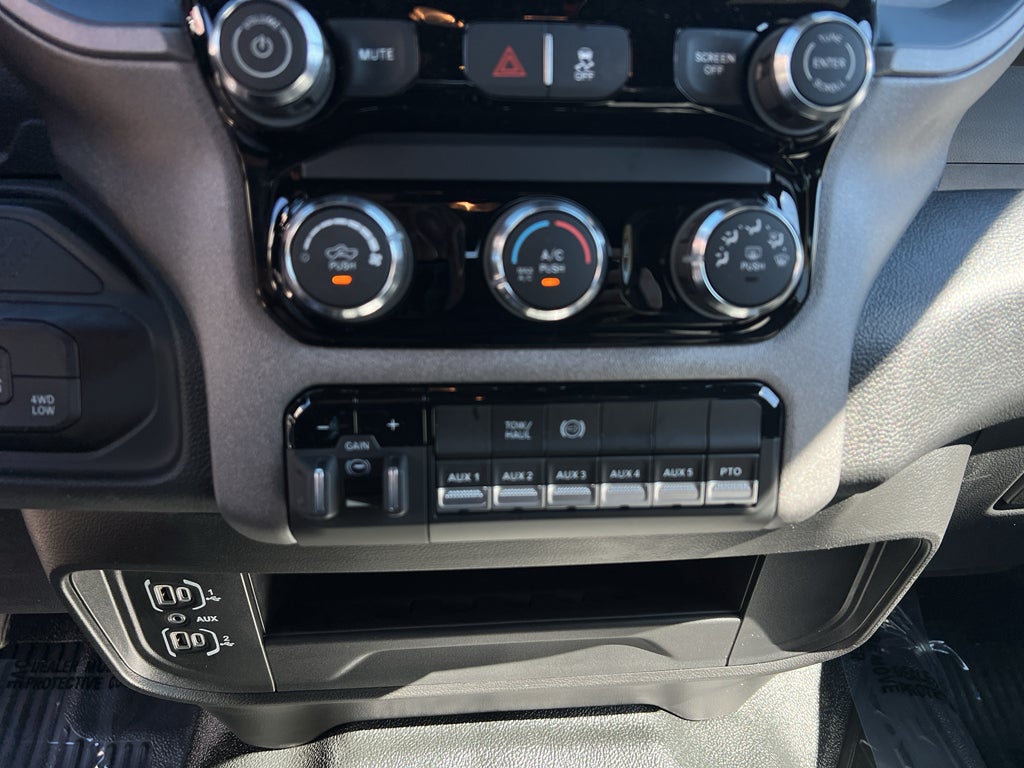2026 RAM Ram 3500 Chassis Cab Tradesman