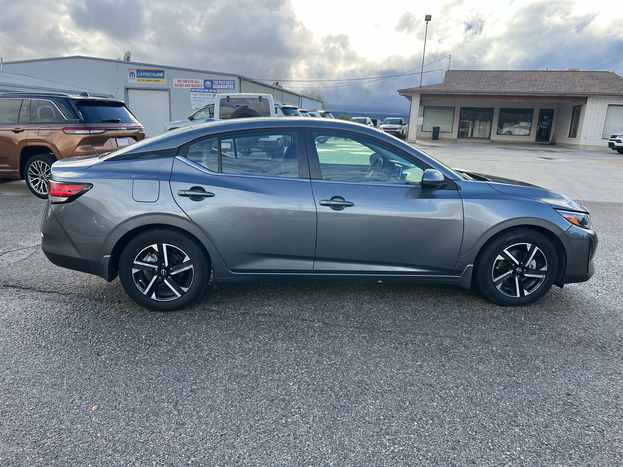2024 Nissan Sentra SV