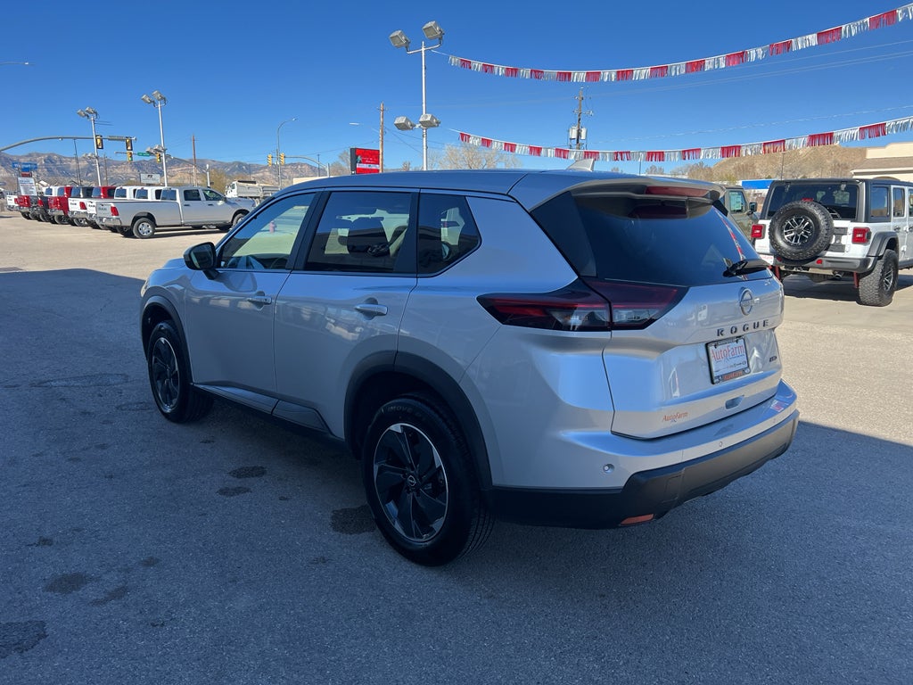 2025 Nissan Rogue SV