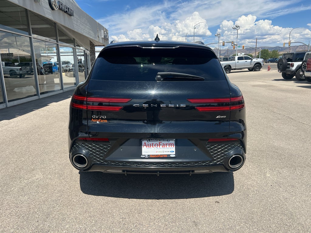2023 Genesis GV70 2.5T