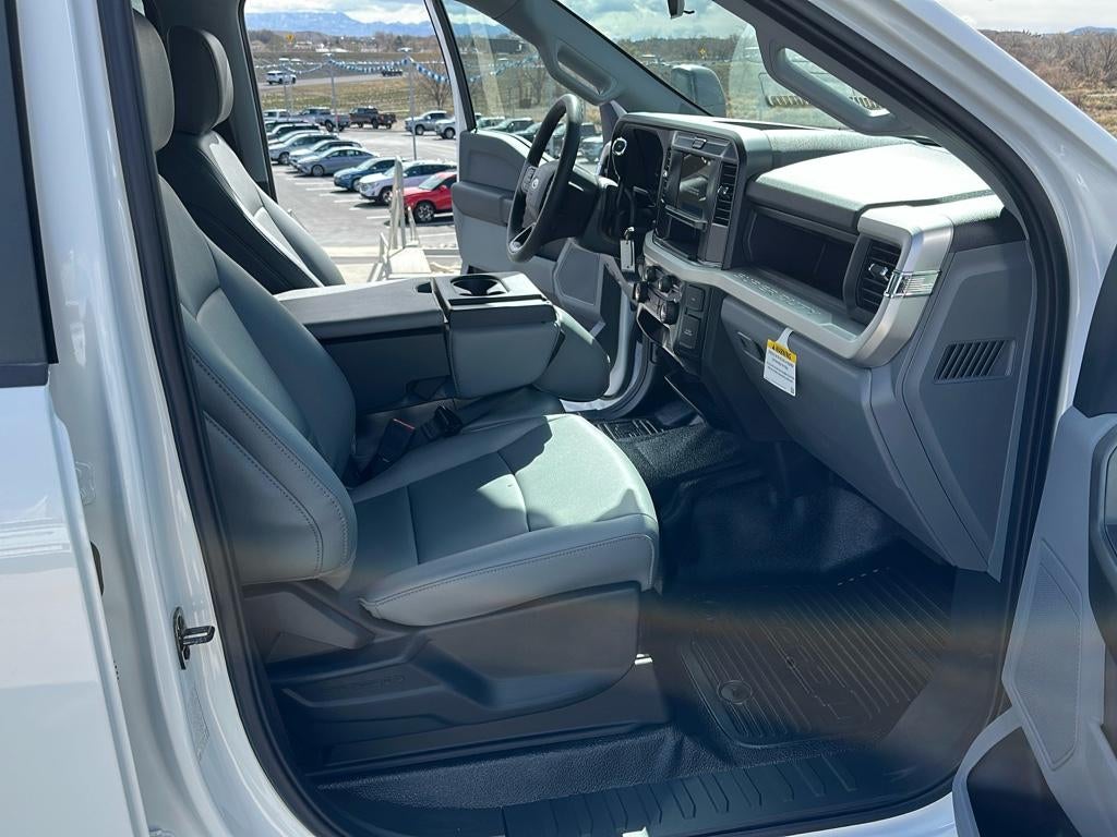 2025 Ford F-350 F-350® XL