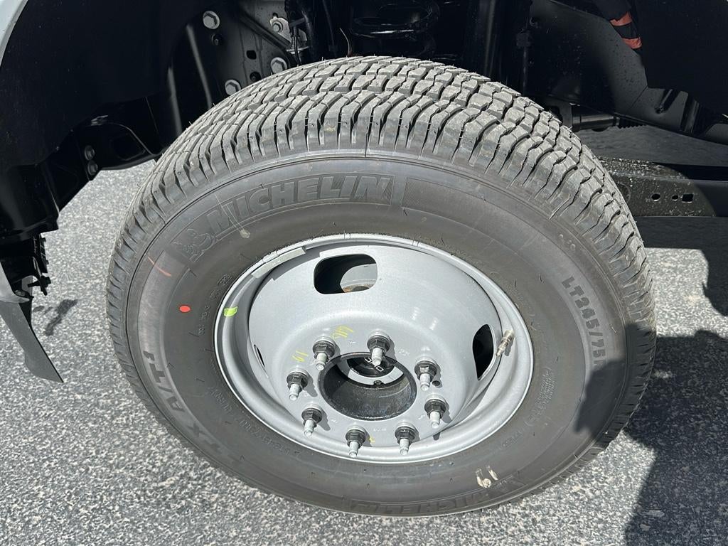 2025 Ford F-350 F-350® XL