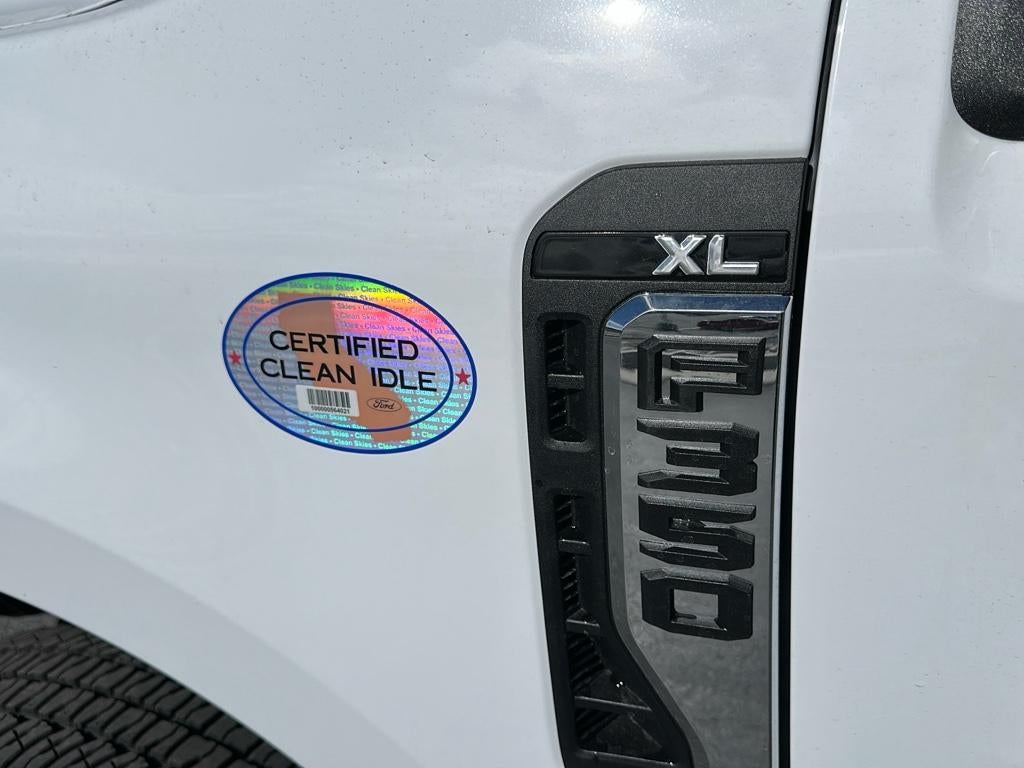 2025 Ford F-350 F-350® XL