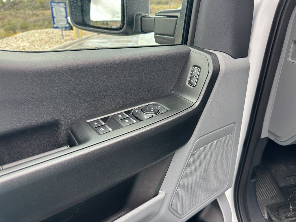 2026 Ford F-550 F-550® XL