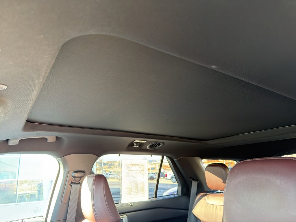 2023 Ford Explorer Platinum