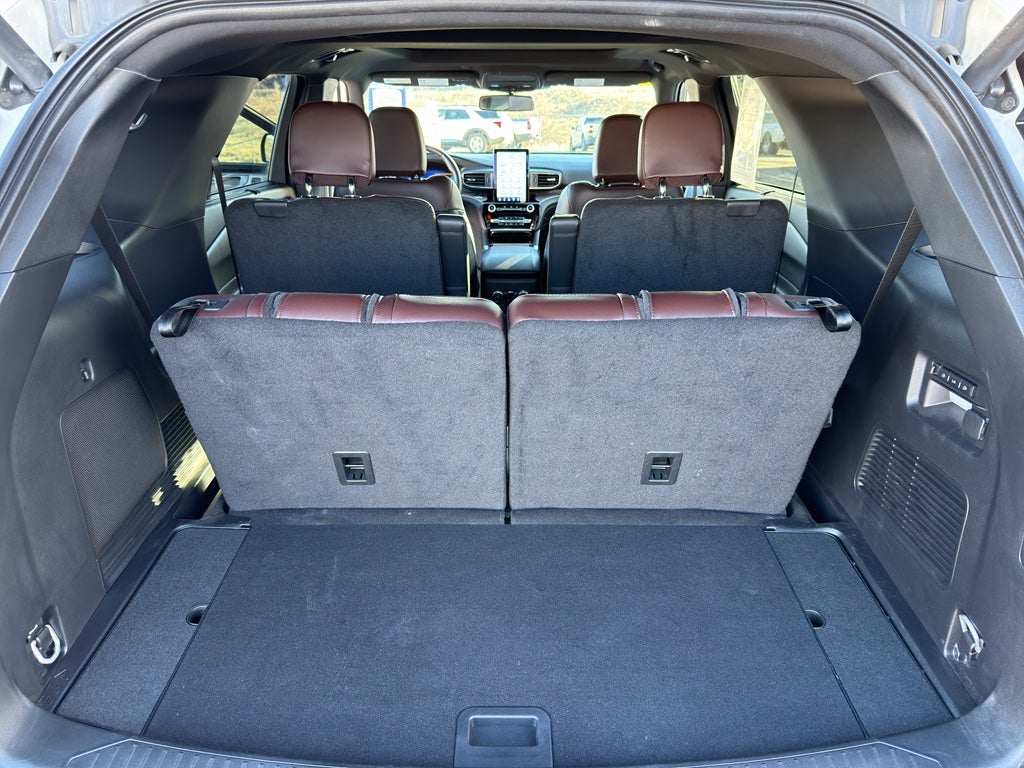 2023 Ford Explorer Platinum