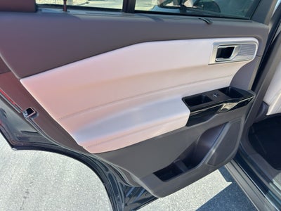 2023 Ford Explorer Platinum