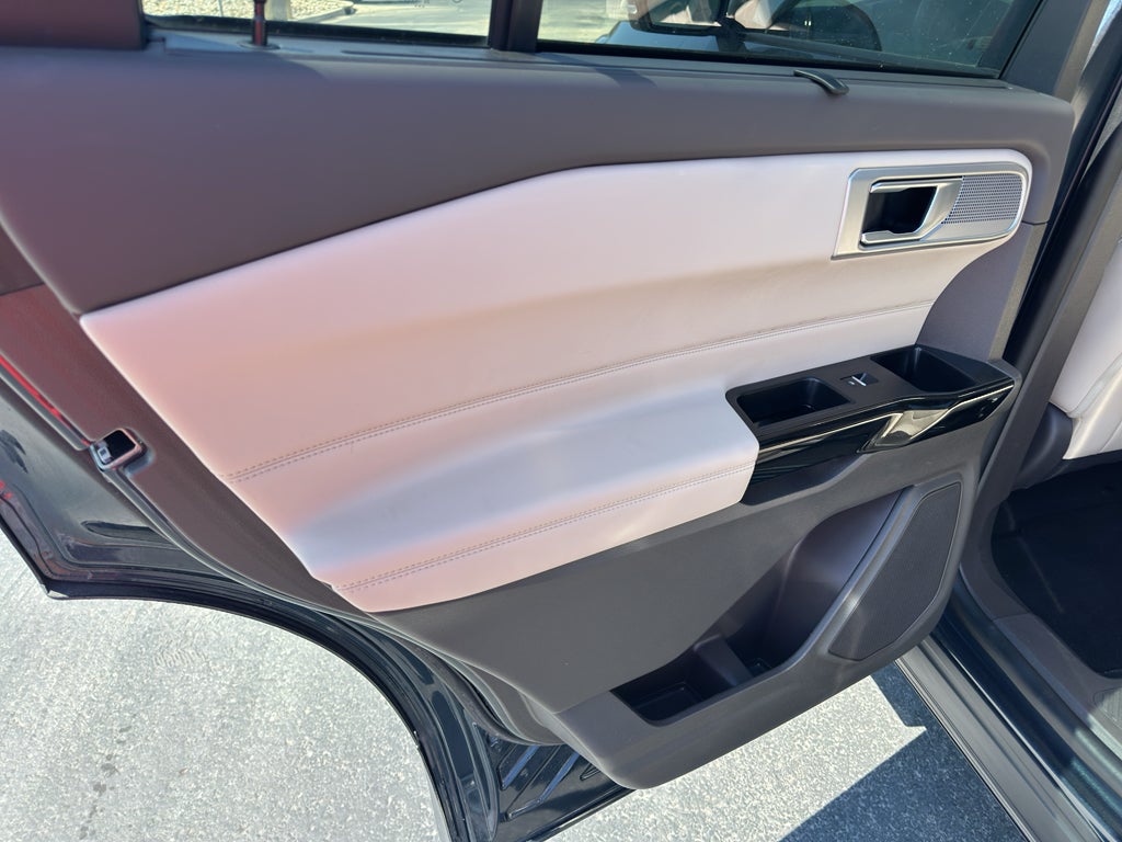 2023 Ford Explorer Platinum
