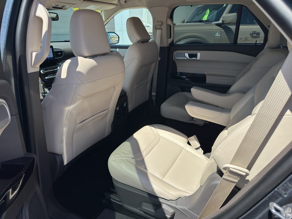 2023 Ford Explorer Platinum
