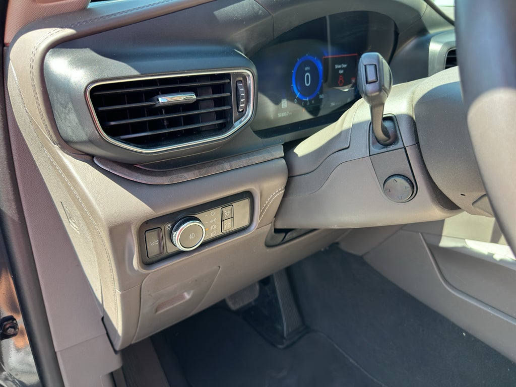 2023 Ford Explorer Platinum