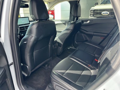 2025 Ford Escape Platinum