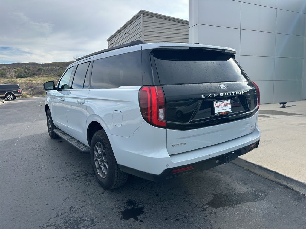 2025 Ford Expedition MAX Active