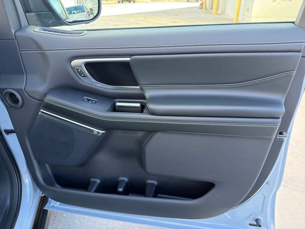 2026 Ford Expedition MAX MAX Platinum®