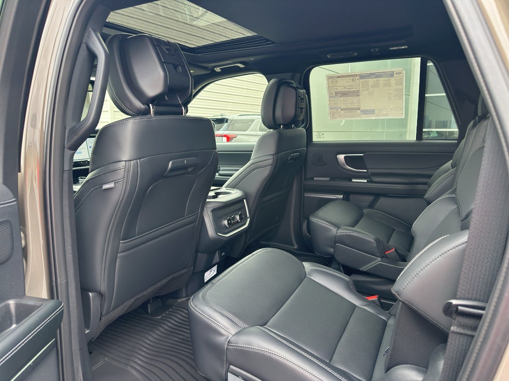 2026 Ford Expedition MAX MAX Platinum®