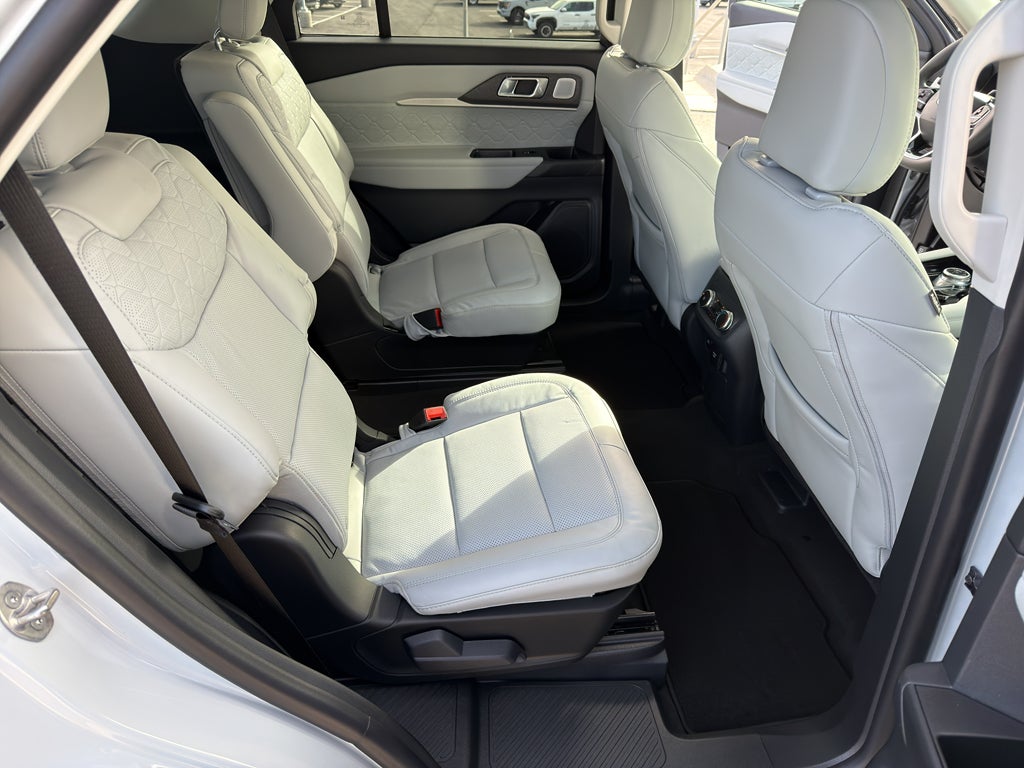 2026 Ford Explorer Platinum™