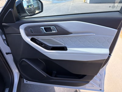 2026 Ford Explorer Platinum™