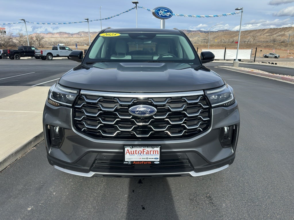 2025 Ford Explorer Platinum