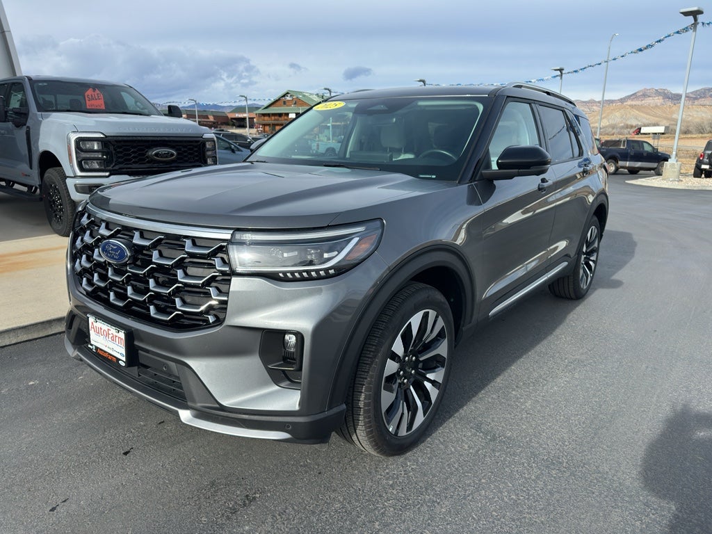 2025 Ford Explorer Platinum