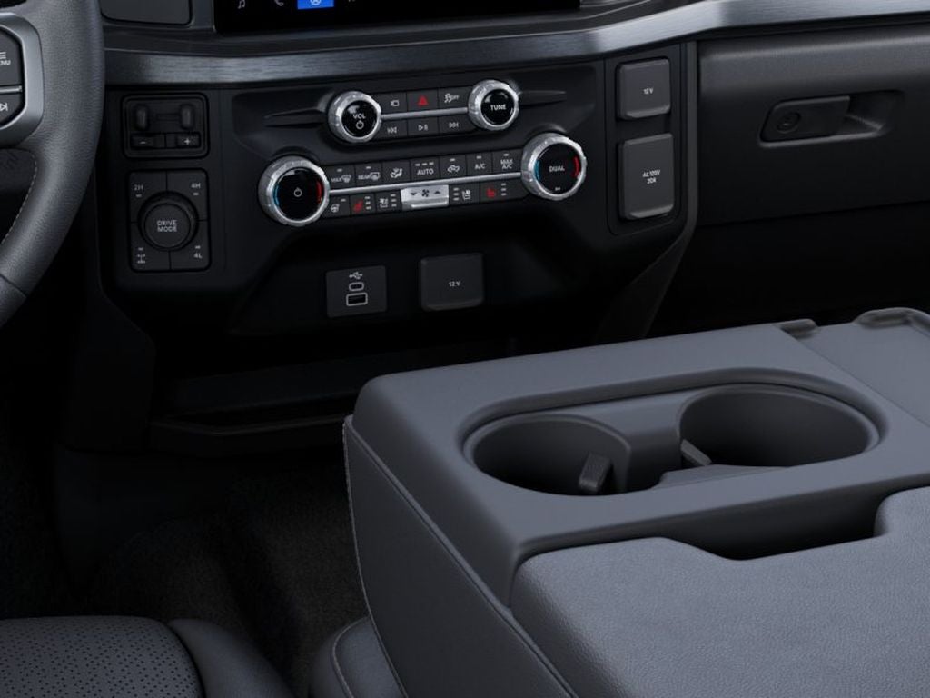 2027 Ford F-350 F-350® Lariat®