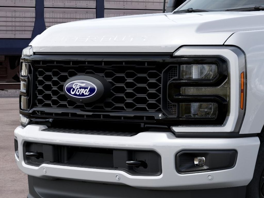 2027 Ford F-350 F-350® Lariat®