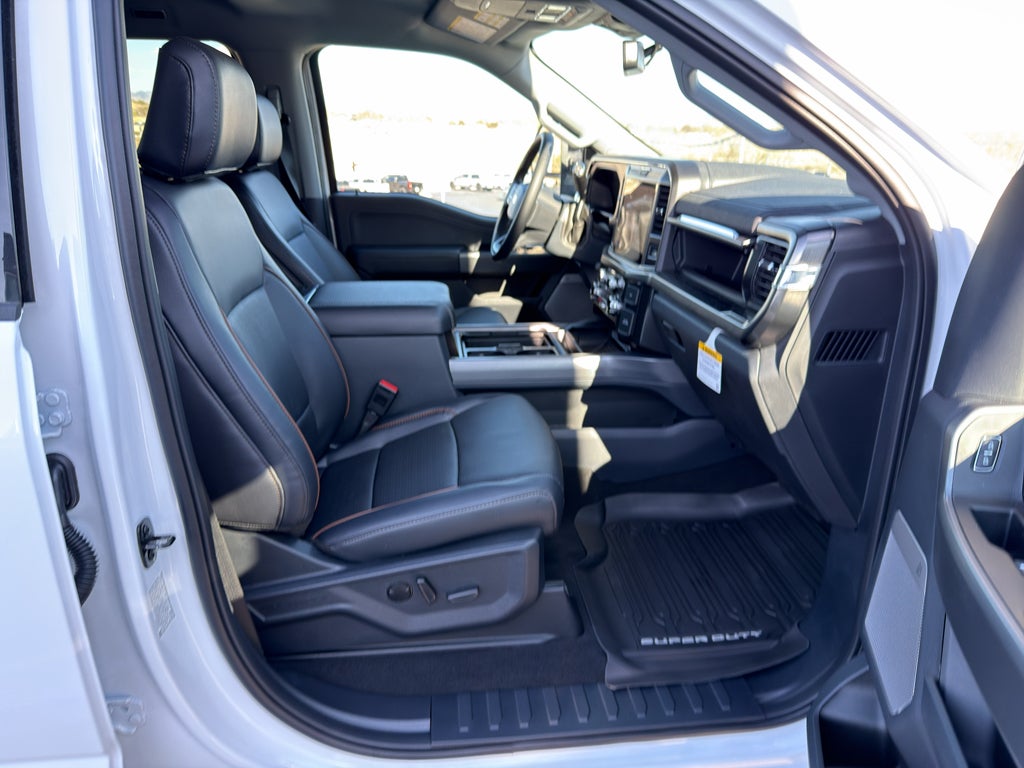 2026 Ford F-350 F-350® Lariat®