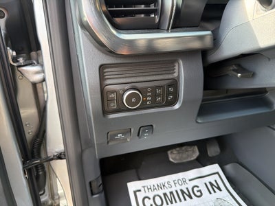 2027 Ford F-350 F-350® Lariat®