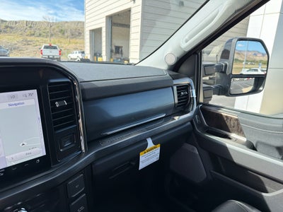 2027 Ford F-350 F-350® Lariat®