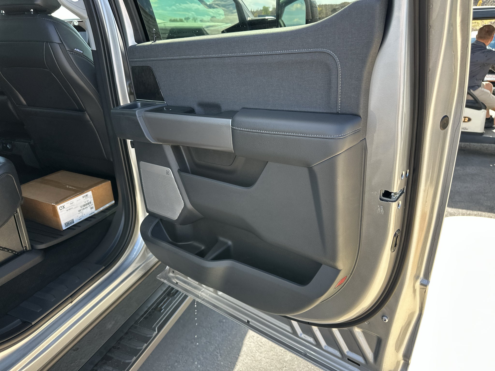 2027 Ford F-350 F-350® Lariat®