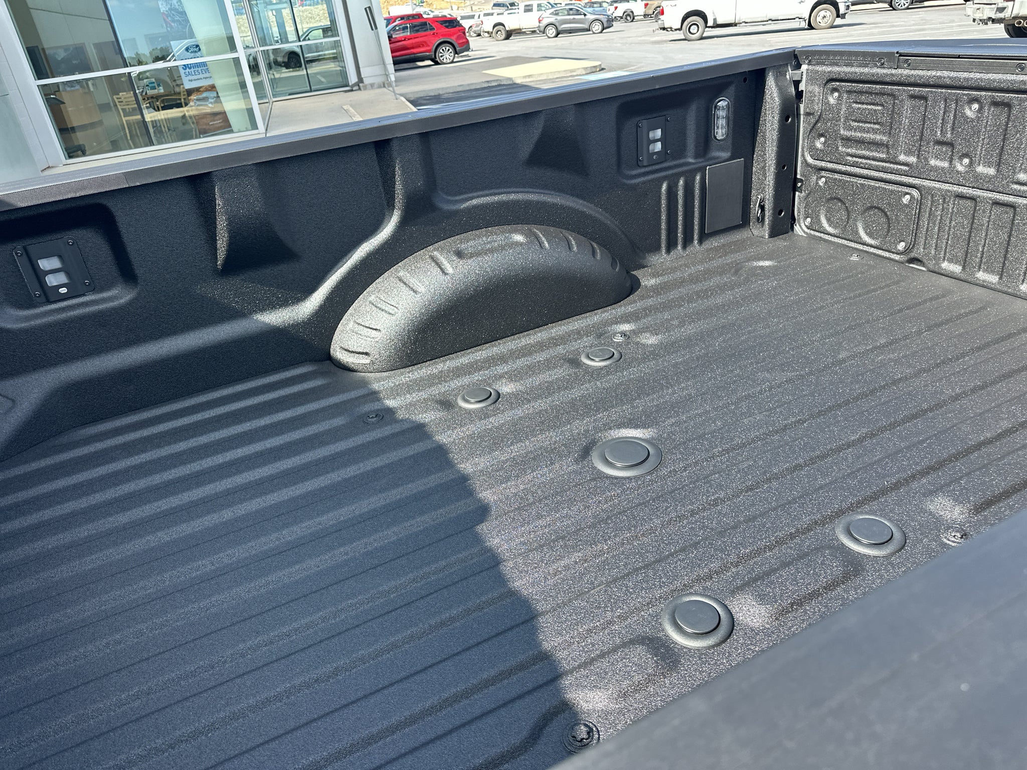 2027 Ford F-350 F-350® Lariat®