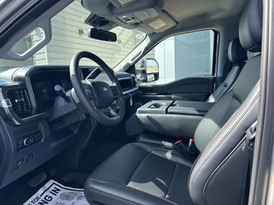 2027 Ford F-350 F-350® Lariat®