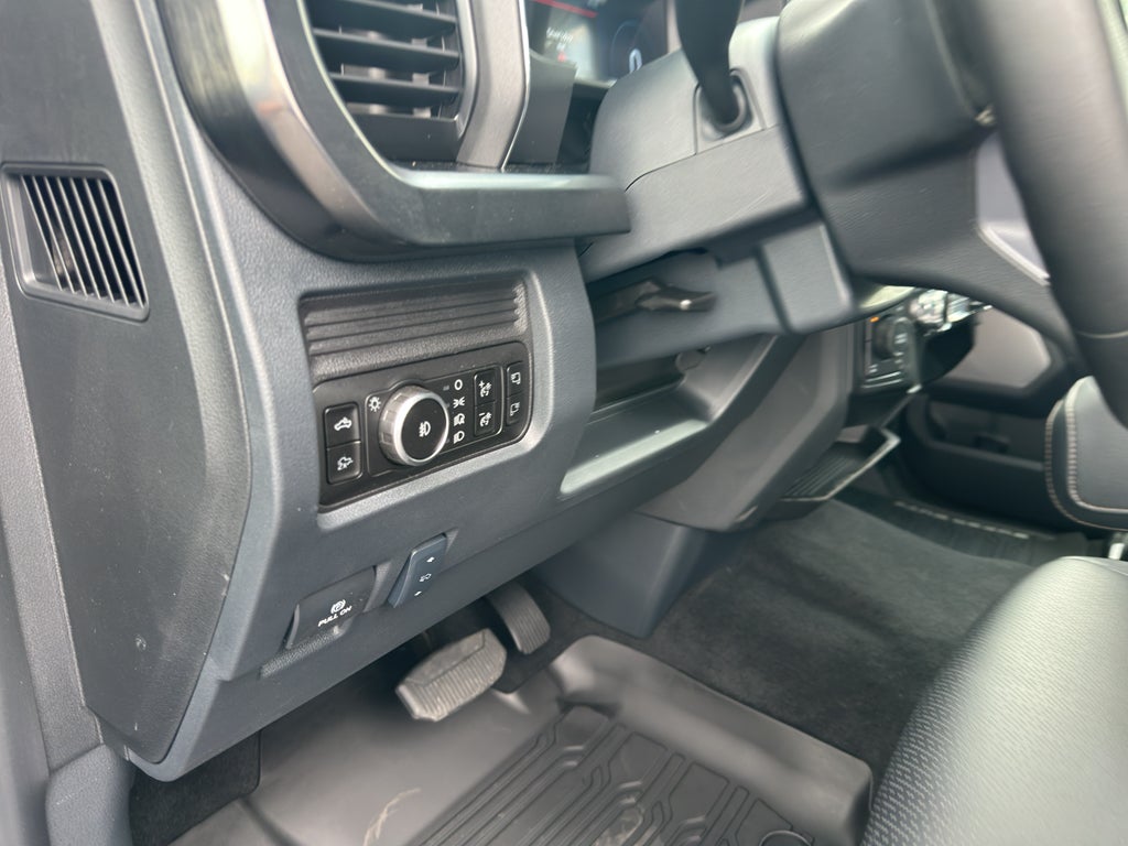 2026 Ford F-350 F-350® Lariat®