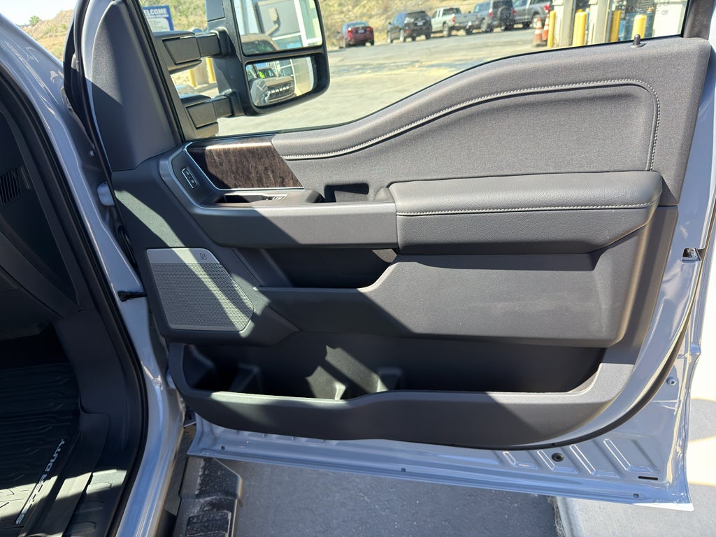 2026 Ford F-350 F-350® Lariat®