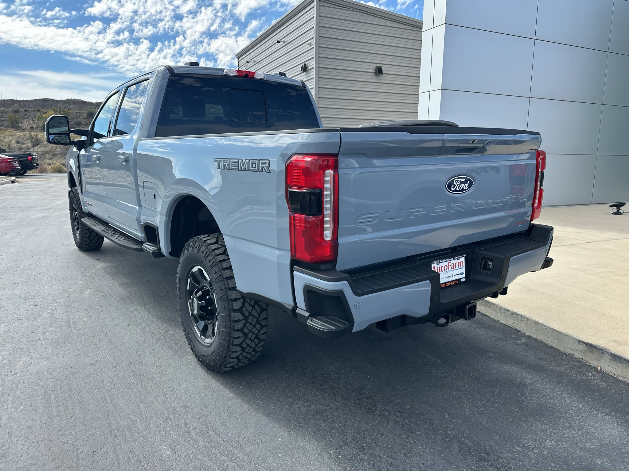 2027 Ford F-350 F-350® Lariat®